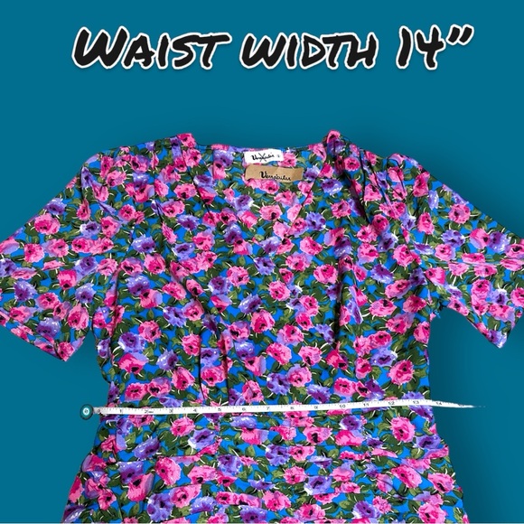 NWT Vernacular Cross Front Ruched Dress in Multicolored Floral Print. Size Small - Picture 7 of 14